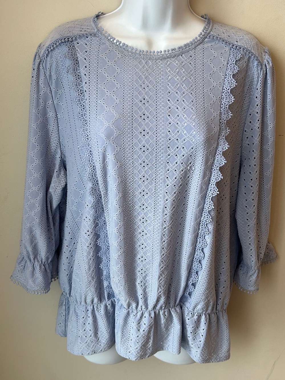 🟢 5 for $25 🟢 Suzy Shier Blue Eyelet Lace Peplum Blouse Cottagecore Boho Coastal